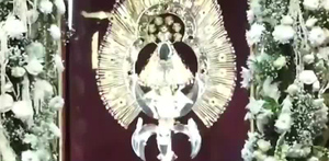 La Negrita estrenó vestido La Negrita estrenó vestido