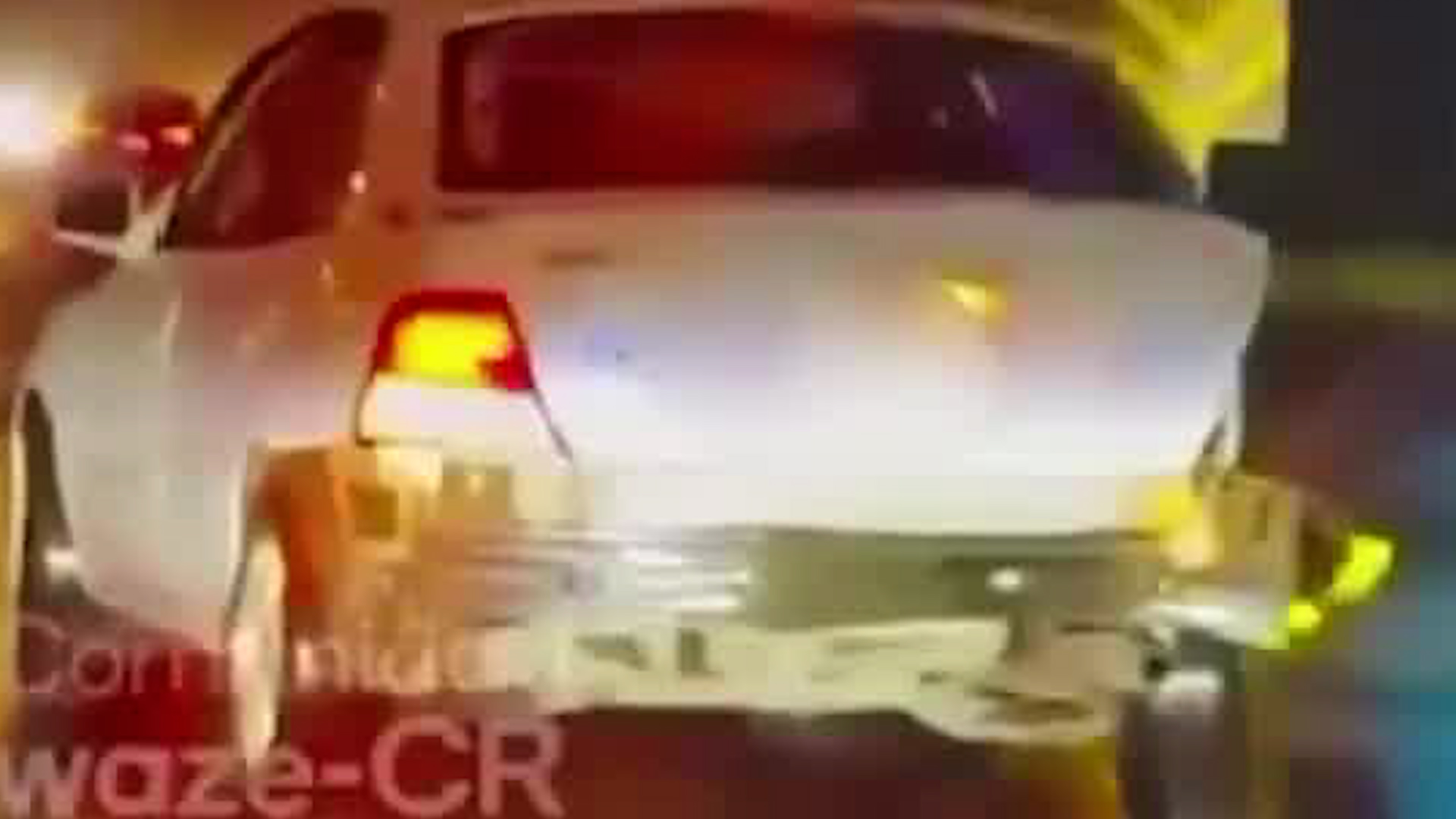 Vehículo en pésimas condiciones circula por la General Cañas | VIDEO