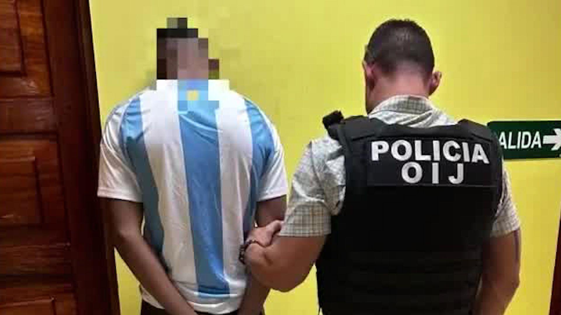 3 jóvenes detenidos sospechosos de homicidio