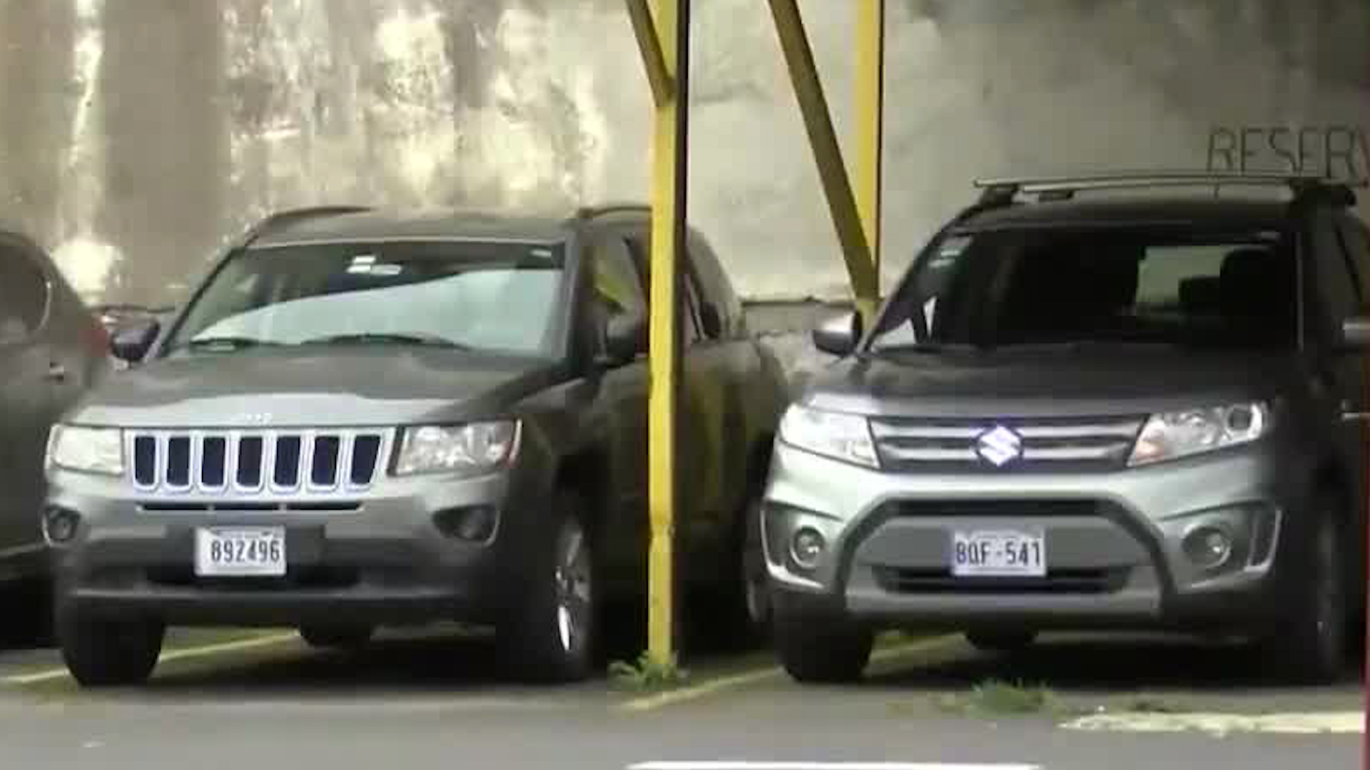 Comercios no pueden eximirse de responsabilidad en parqueos