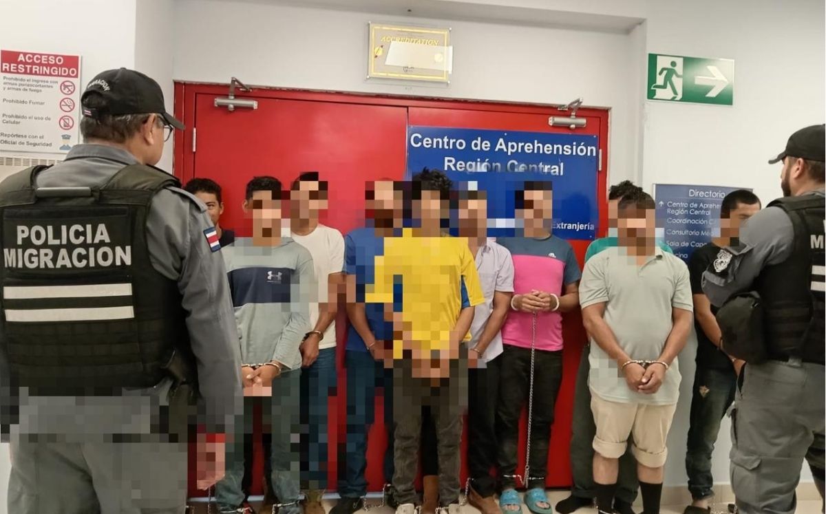 La Policía de Migración confirmó este jueves la deportación de 19 personas extranjeras.