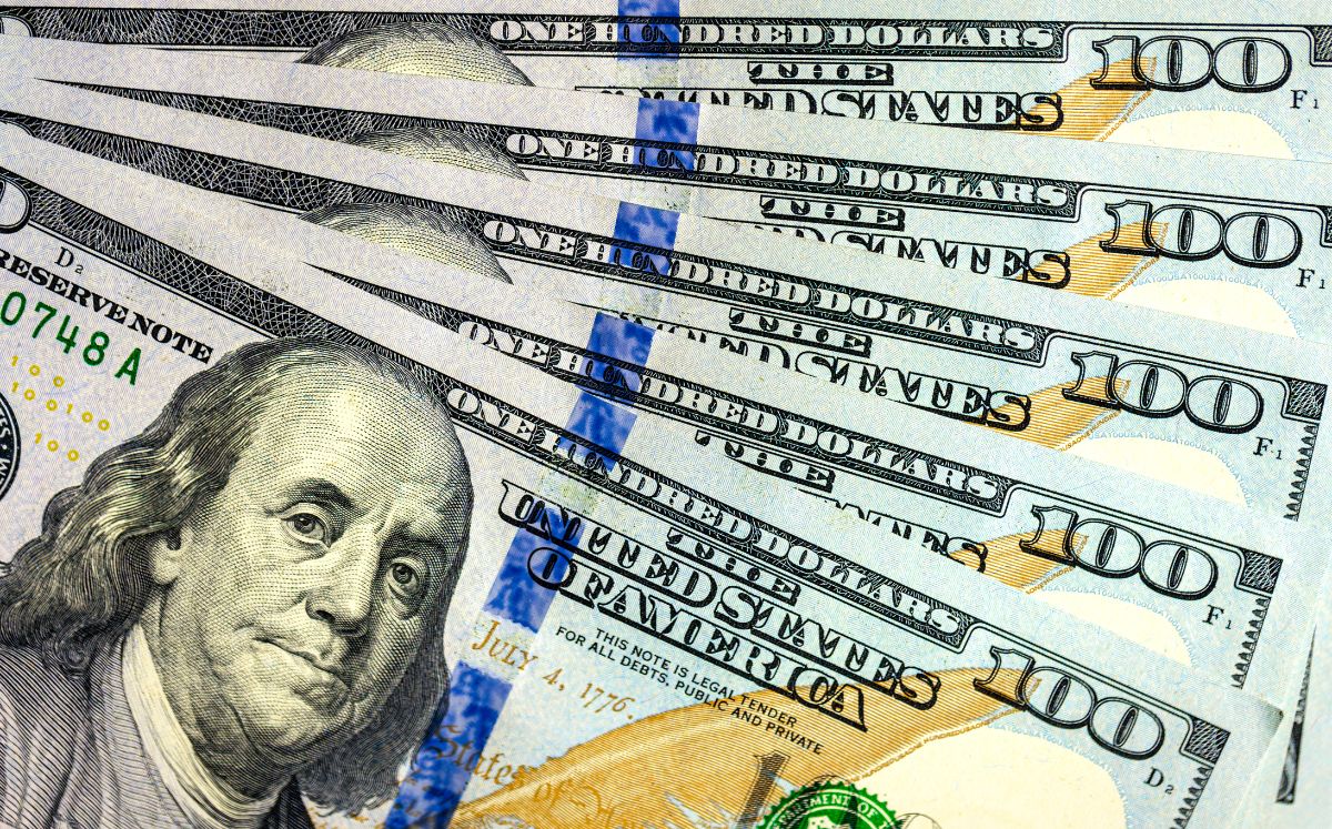 Tipo de cambio de compra y venta del dólar. (BCCR)