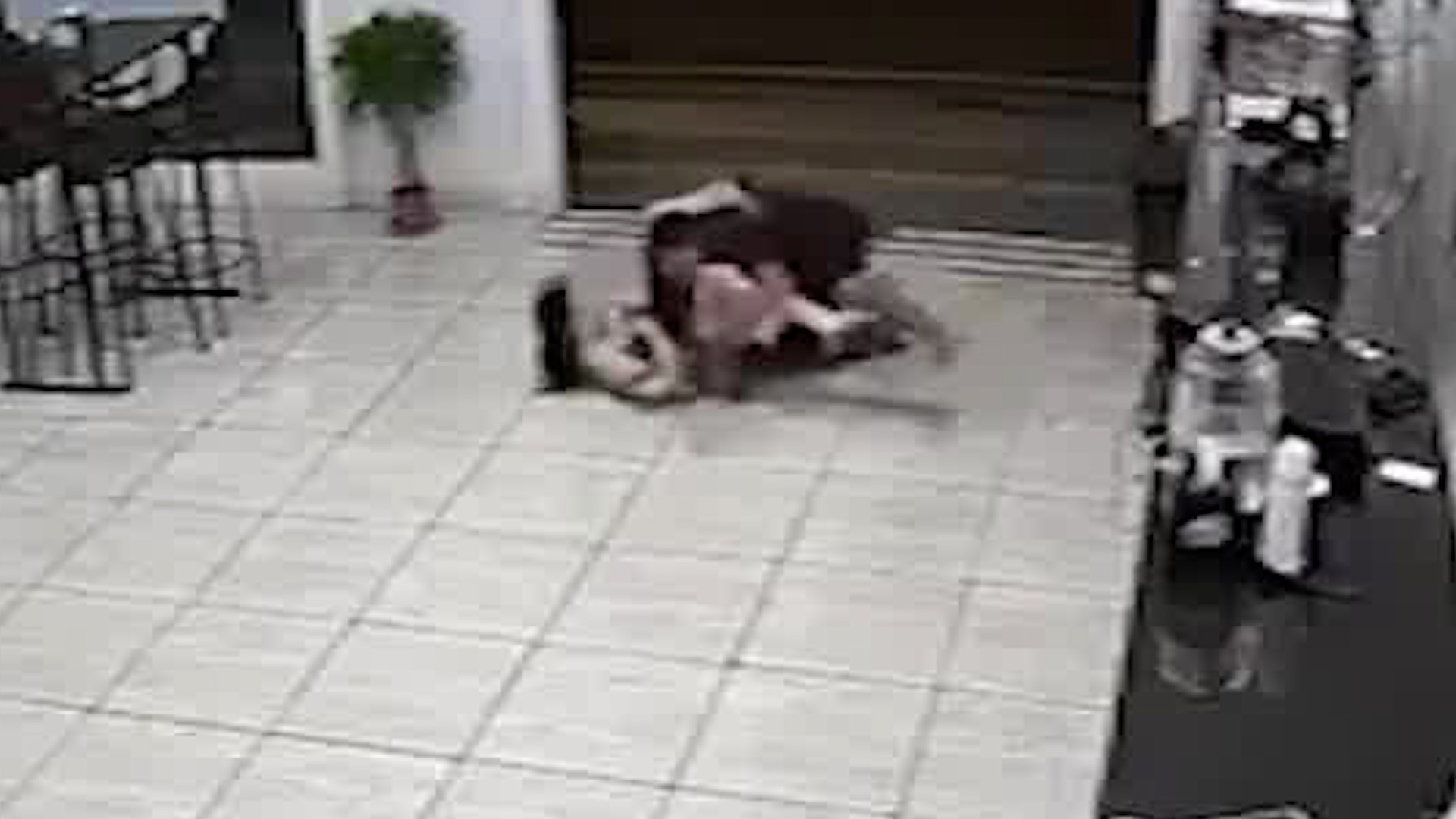 Joven evitó asalto en Pérez Zeledón | VIDEO Joven evitó asalto en Pérez Zeledón | VIDEO