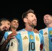 Lionel Messi se despedía de las eliminatorias en su patio. Lionel Messi se despedía de las eliminatorias en su patio.