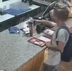 Hombre finge ser no vidente para robar en La Sabana Hombre finge ser no vidente para robar en La Sabana