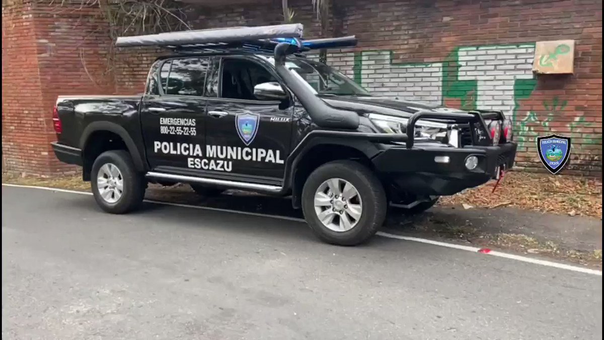 Policía Municipal de Escazú celebró el Día del Niño con entrega de juguetes