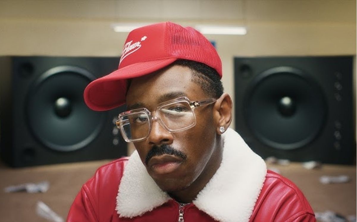 Tyler, The Creator no es un rapero convencional. Su carrera multifacética lo ha convertido en productor, compositor, diseñador y director creativo.