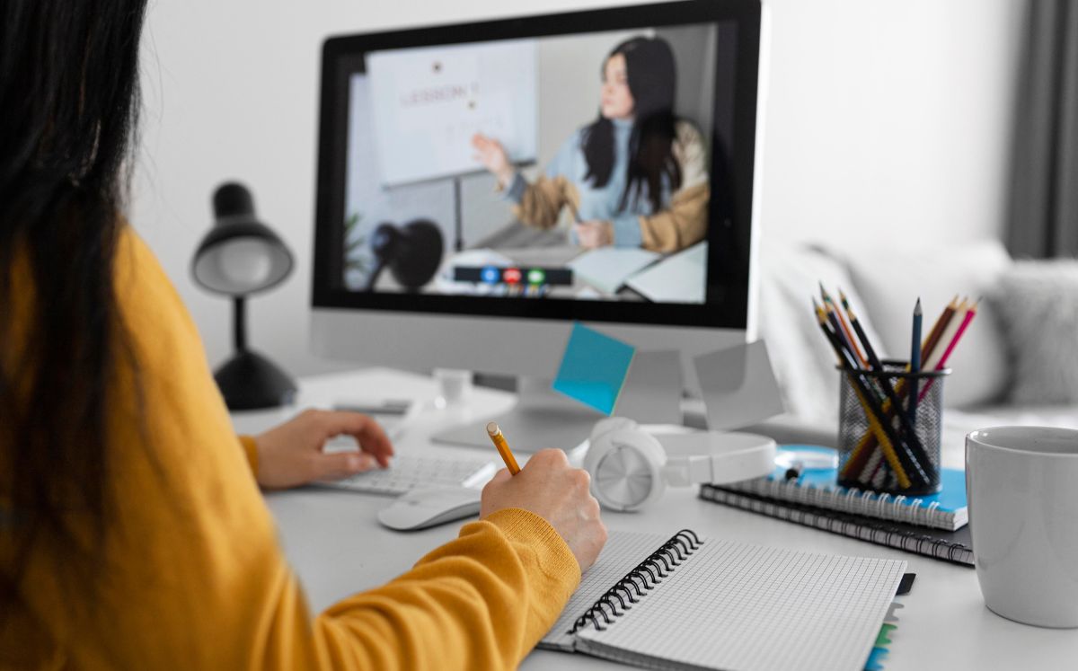 Las inscripciones serán mediante correo electrónico, presencial y en línea.(Freepik)