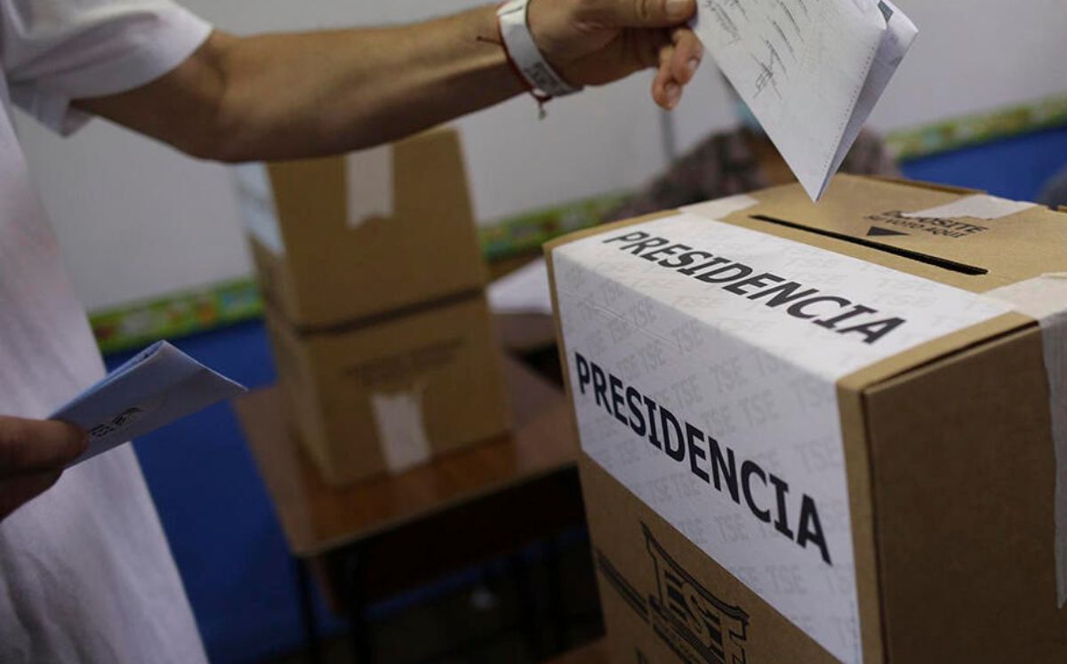 Las elecciones son en febrero 2026. (TSE)