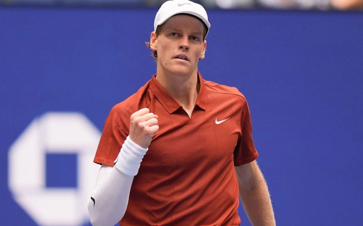 Jannik Sinner buscará su sexto título en Pekín y recuperar el liderazgo del ranking mundial (La Jornada).