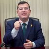Zamora dijo que las autoridades pueden solicitar las grabaciones del hotel en el que se hospedaron para comprobar los hechos.