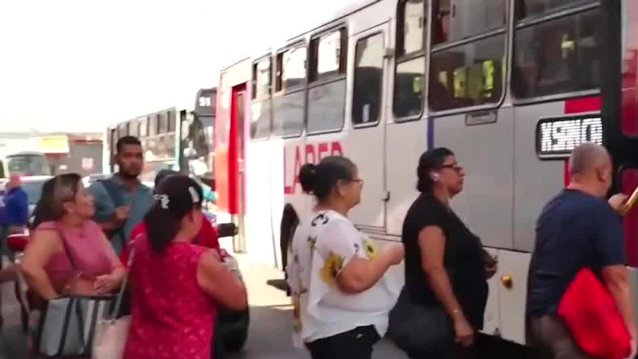 Recortan horarios de buses