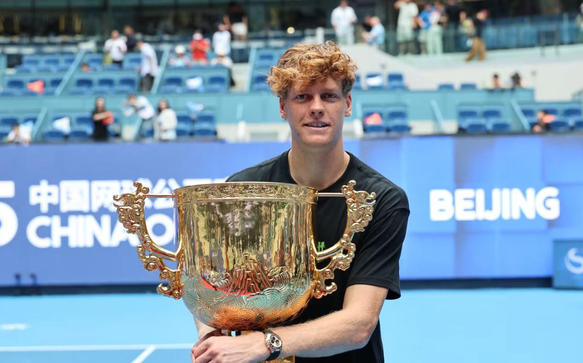 Jannik Sinner celebra su victoria en el China Open 2025 y suma su título no. 21 (Olympics.com)