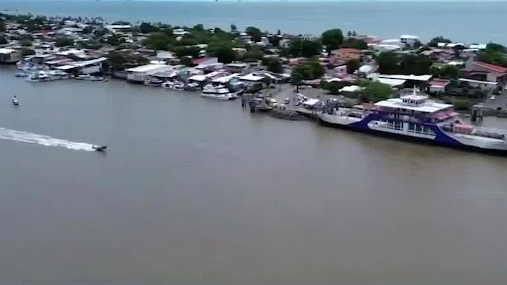 Tensión por contaminación en Puntarenas