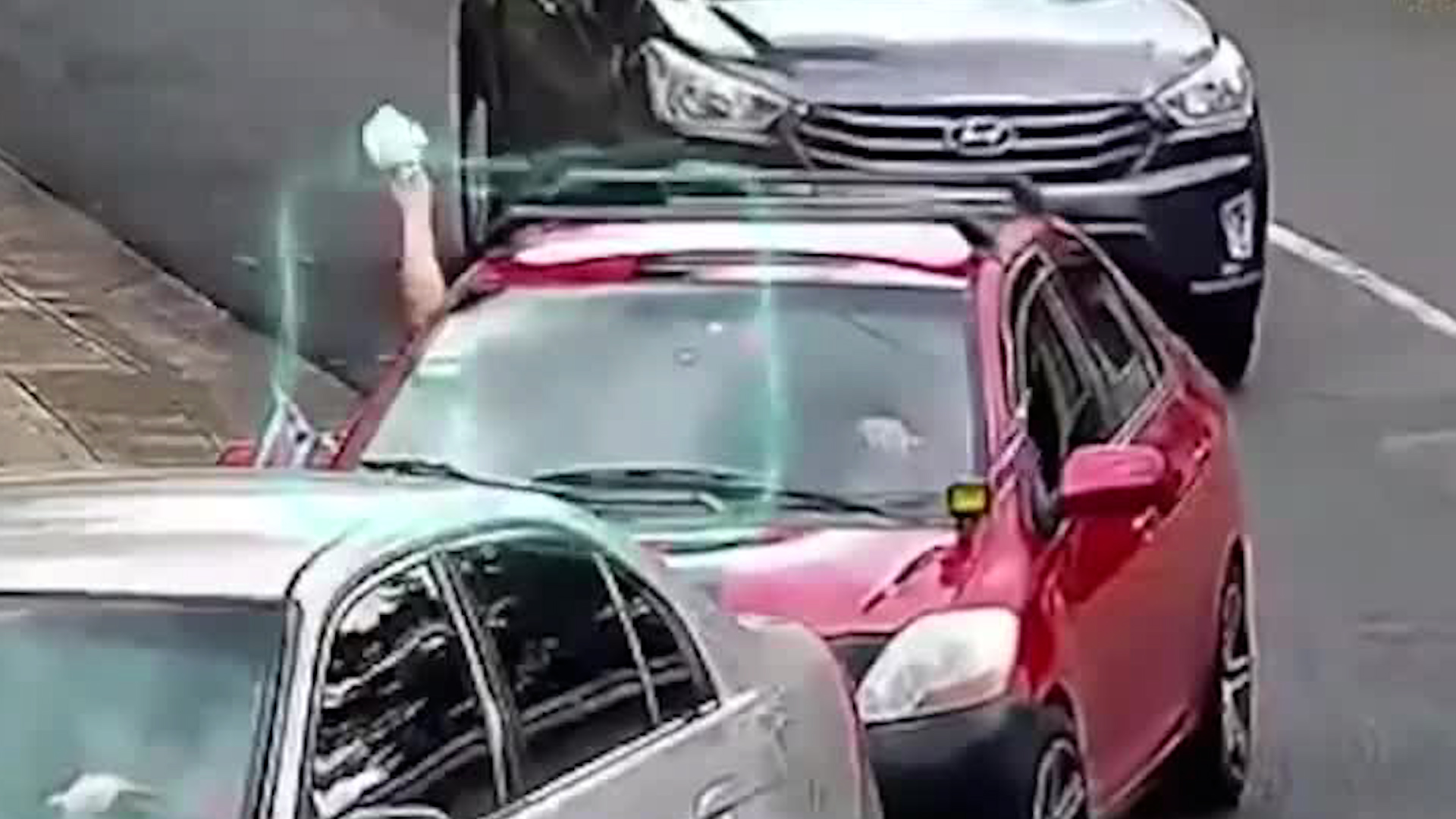 Pañuelo blanco: señal universal de emergencia