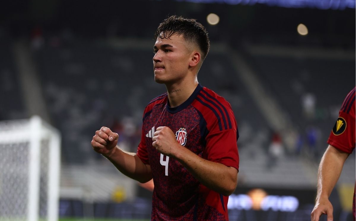 Ugalde llegará siendo el jugador del mes en la Premier League de Rusia.