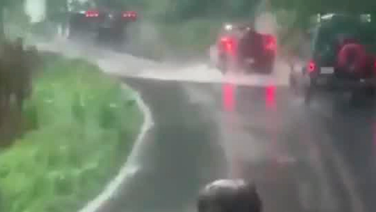 Fuertes lluvias continúan provocando colapso de vías y múltiples afectaciones