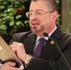 Presidente firma modificación a la norma técnica de aborto terapéutico Presidente firma modificación a la norma técnica de aborto terapéutico