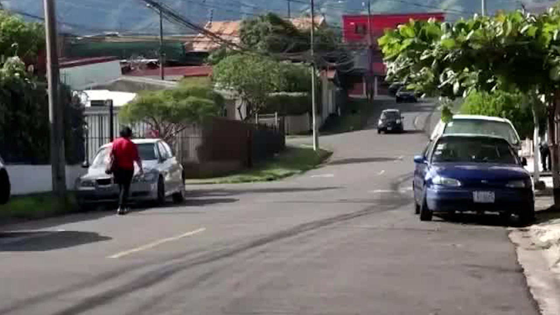 Vecinos de Rohrmoser detiene a supuesto delincuente | VIDEO