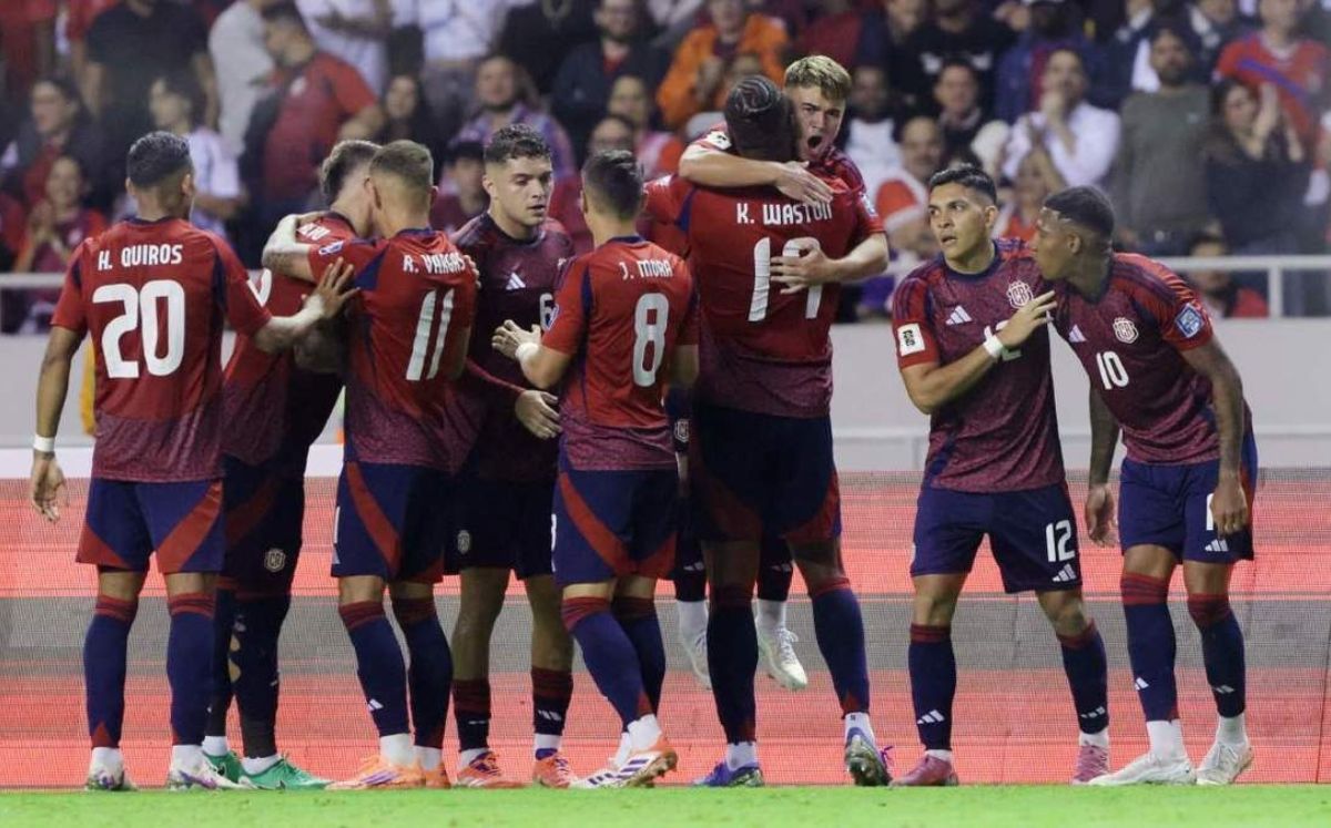 En el contexto de Concacaf, Costa Rica aparece ahora como la quinta selección más alta de la región.