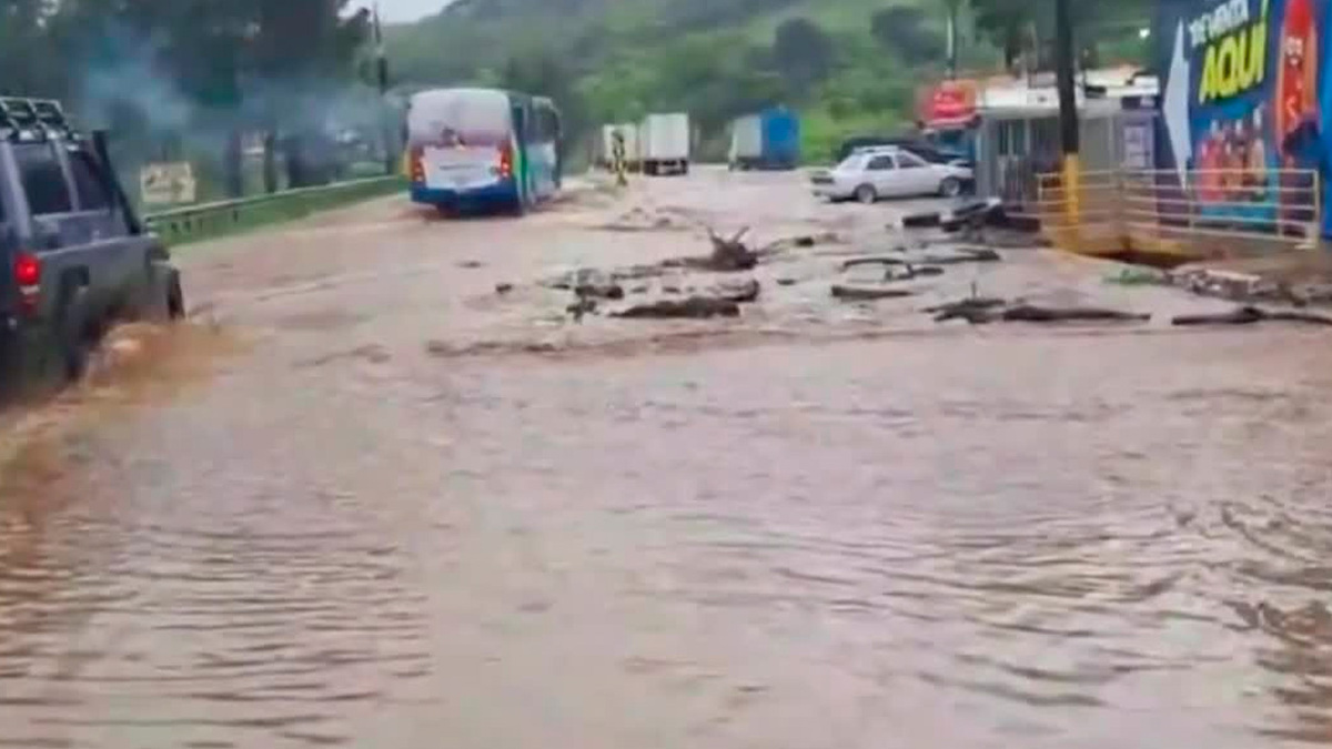 Lluvias causan estragos en diferentes partes del país | VIDEO Lluvias causan estragos en diferentes partes del país | VIDEO