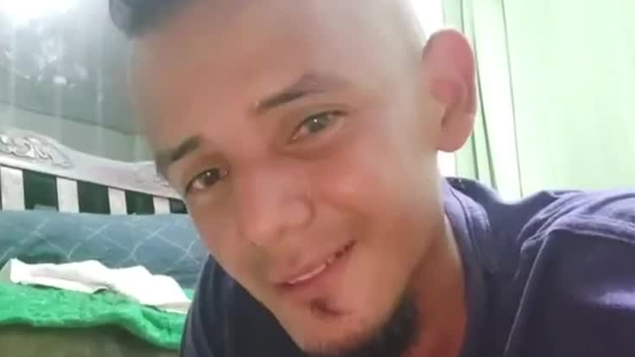 Ronny murió luchando contra un cáncer y la CCSS