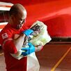 Mujer da a luz en sede de la Cruz Roja en Santo Domingo Mujer da a luz en sede de la Cruz Roja en Santo Domingo