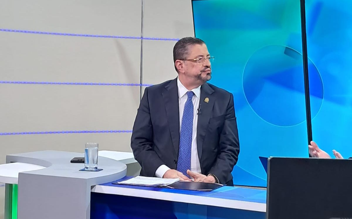 La Asamblea Legislativa inició el trámite de la segunda solicitud de desafuero contra Chaves. (Telediario) La Asamblea Legislativa inició el trámite de la segunda solicitud de desafuero contra Chaves. (Telediario)