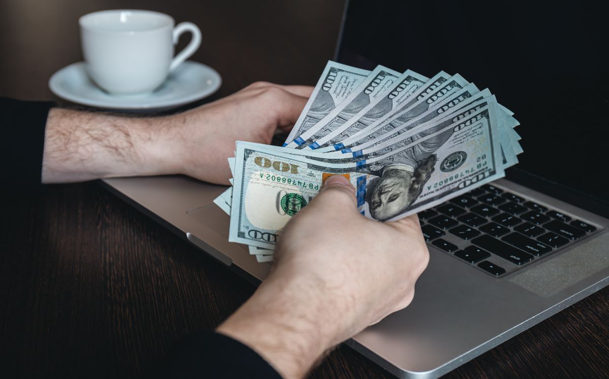 La diferencia entre ambos precios se conoce como spread. (Freepik)