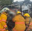 Cruz Roja atiende la emergencia. (Bomberos de Costa Rica) Cruz Roja atiende la emergencia. (Bomberos de Costa Rica)