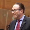 Eli Feinzaig permanece bajo observación médica tras accidente Eli Feinzaig permanece bajo observación médica tras accidente