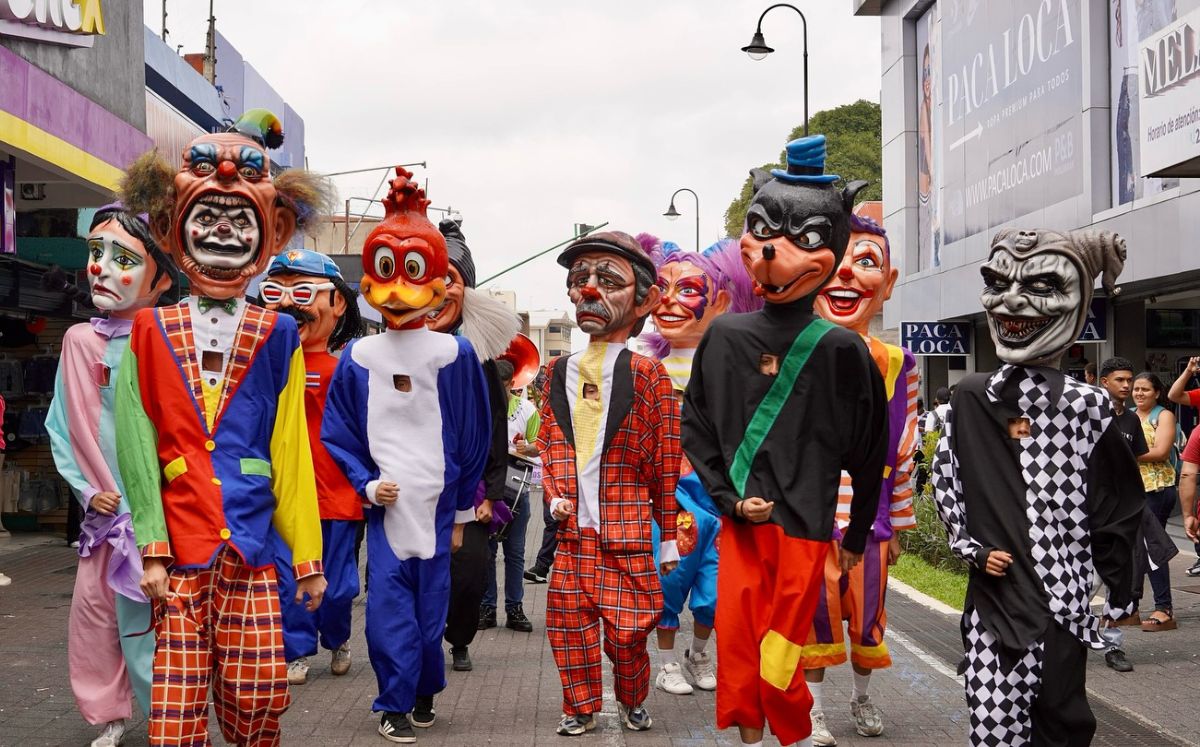 El centro de San José vibró con el Festival de Cimarronas y Mascaradas. (Municipalidad de San José)
