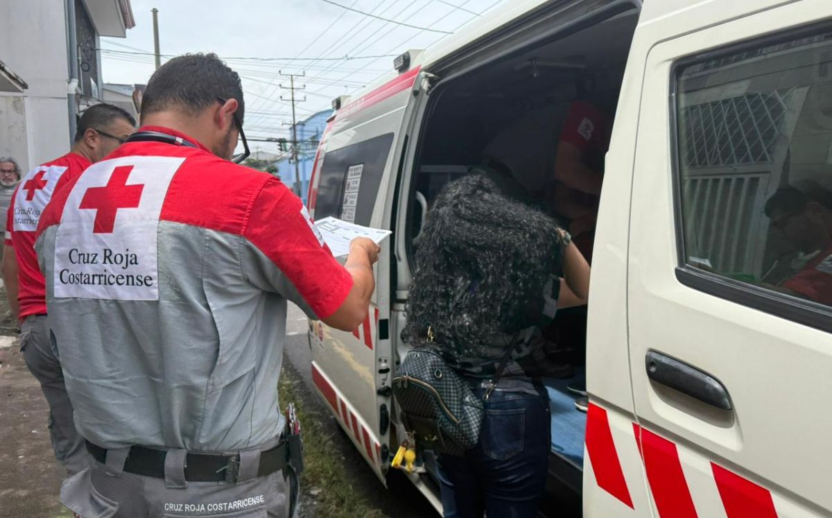 Las autoridades reiteran el llamado a la precaución y a evitar el consumo de alcohol al conducir. (Cruz Roja)
