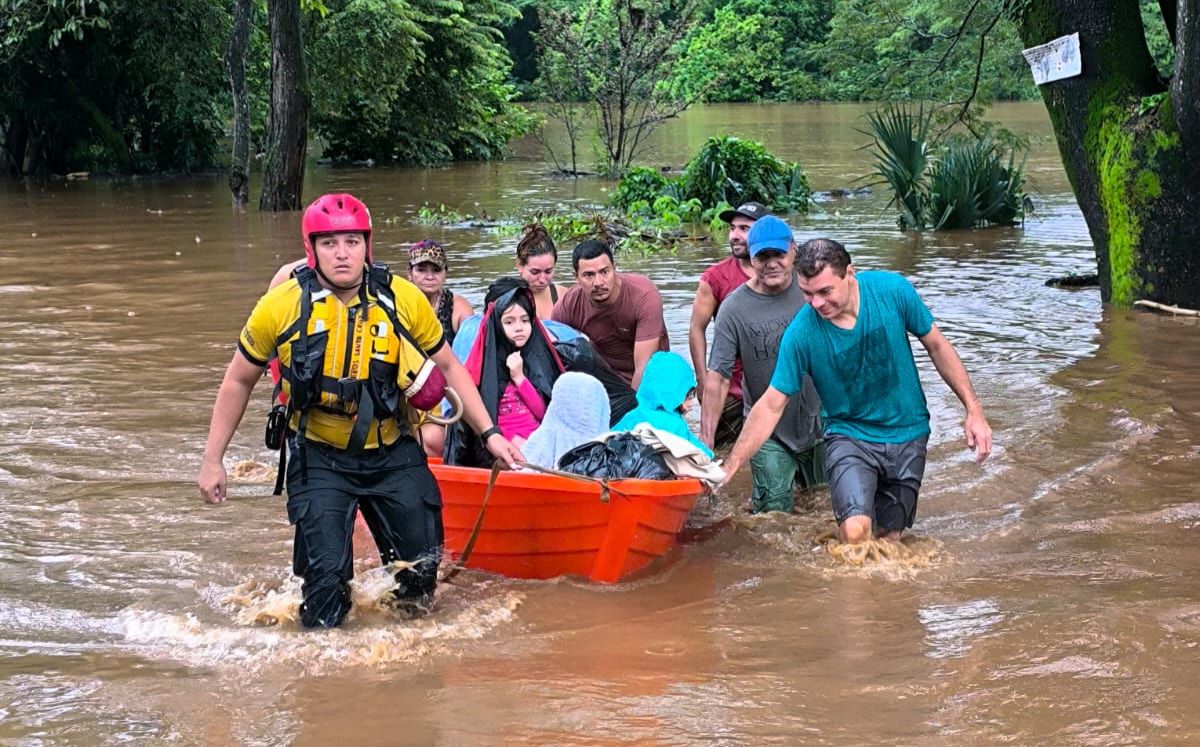 Trabajados realizado por la CNE en Guanacaste. (CNE) Trabajados realizado por la CNE en Guanacaste. (CNE)