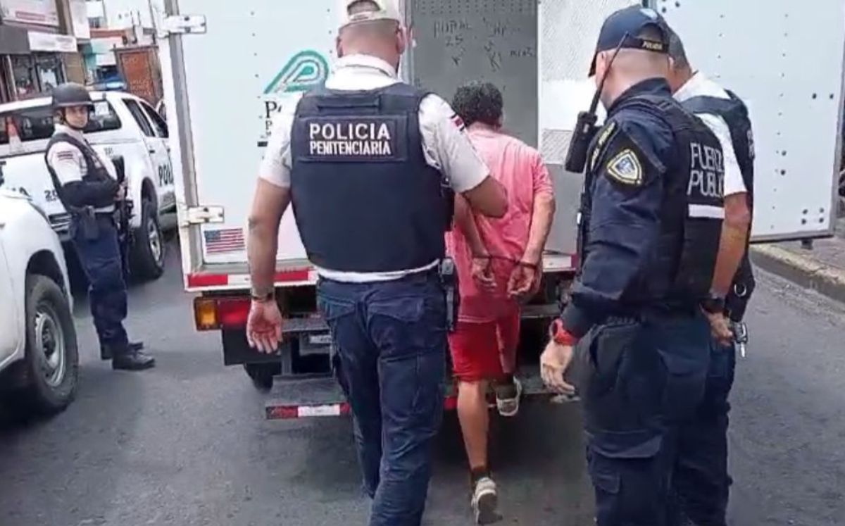 Recapturan en San José a hombre que se fugó de la cárcel de Alajuela