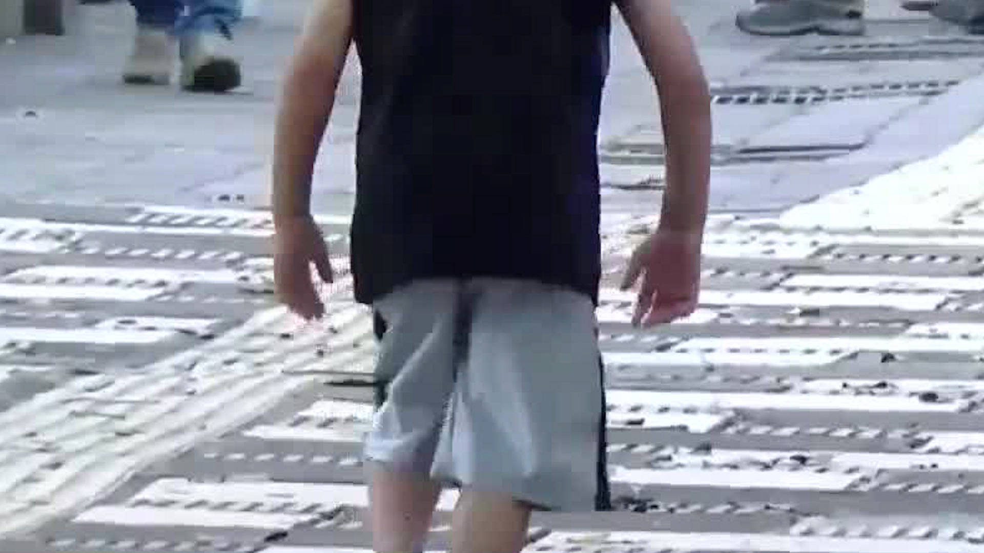 Menor por poco fue atropellado en San Carlos Menor por poco fue atropellado en San Carlos