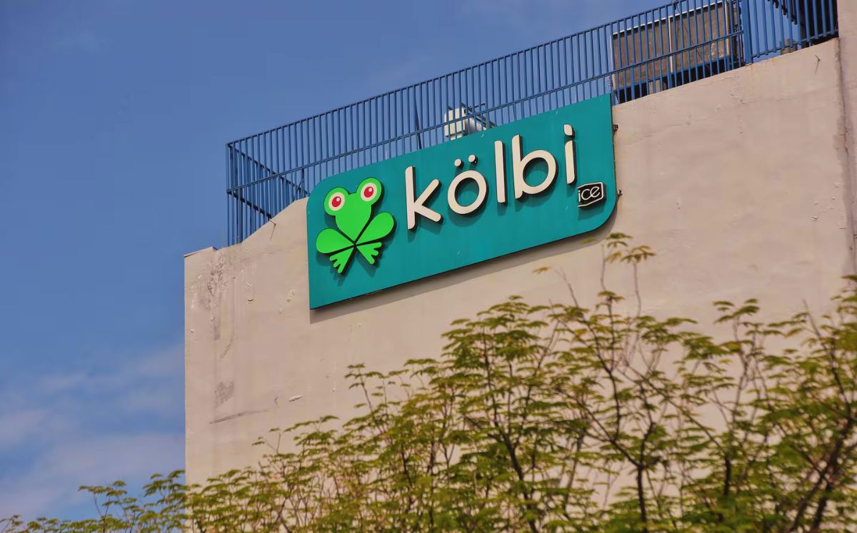 La campaña busca resaltar el espíritu de conexión y cercanía durante la época navideña, invitando a los costarricenses a celebrar con más gigas.