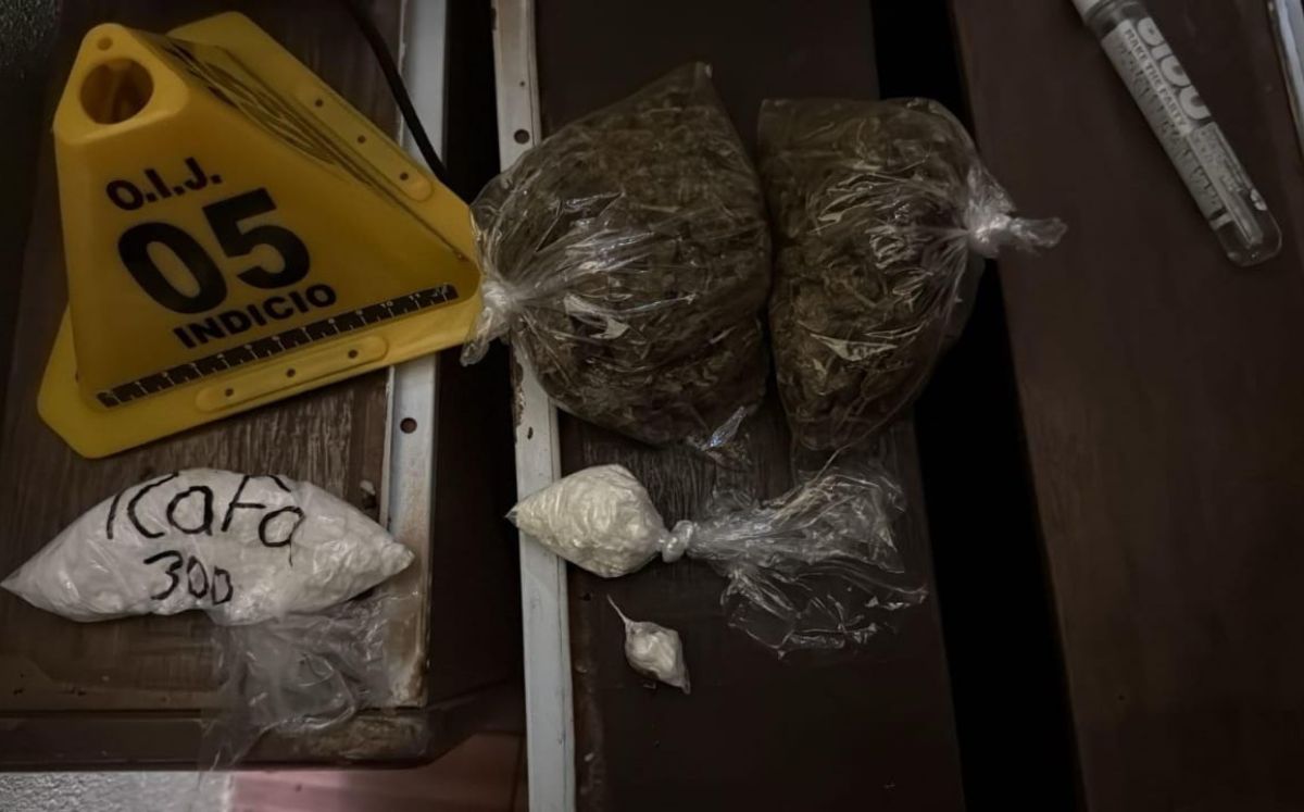Agentes del OIJ decomisaron drogas y herramientas para su comercialización (OIJ).
