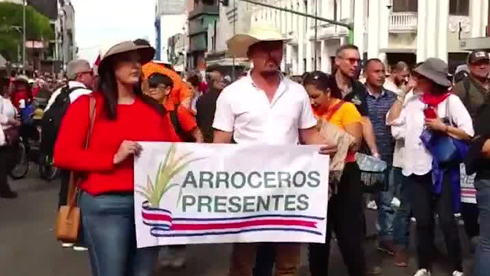 Agricultores marchan hacia casa Presidencial; conozca la razón
