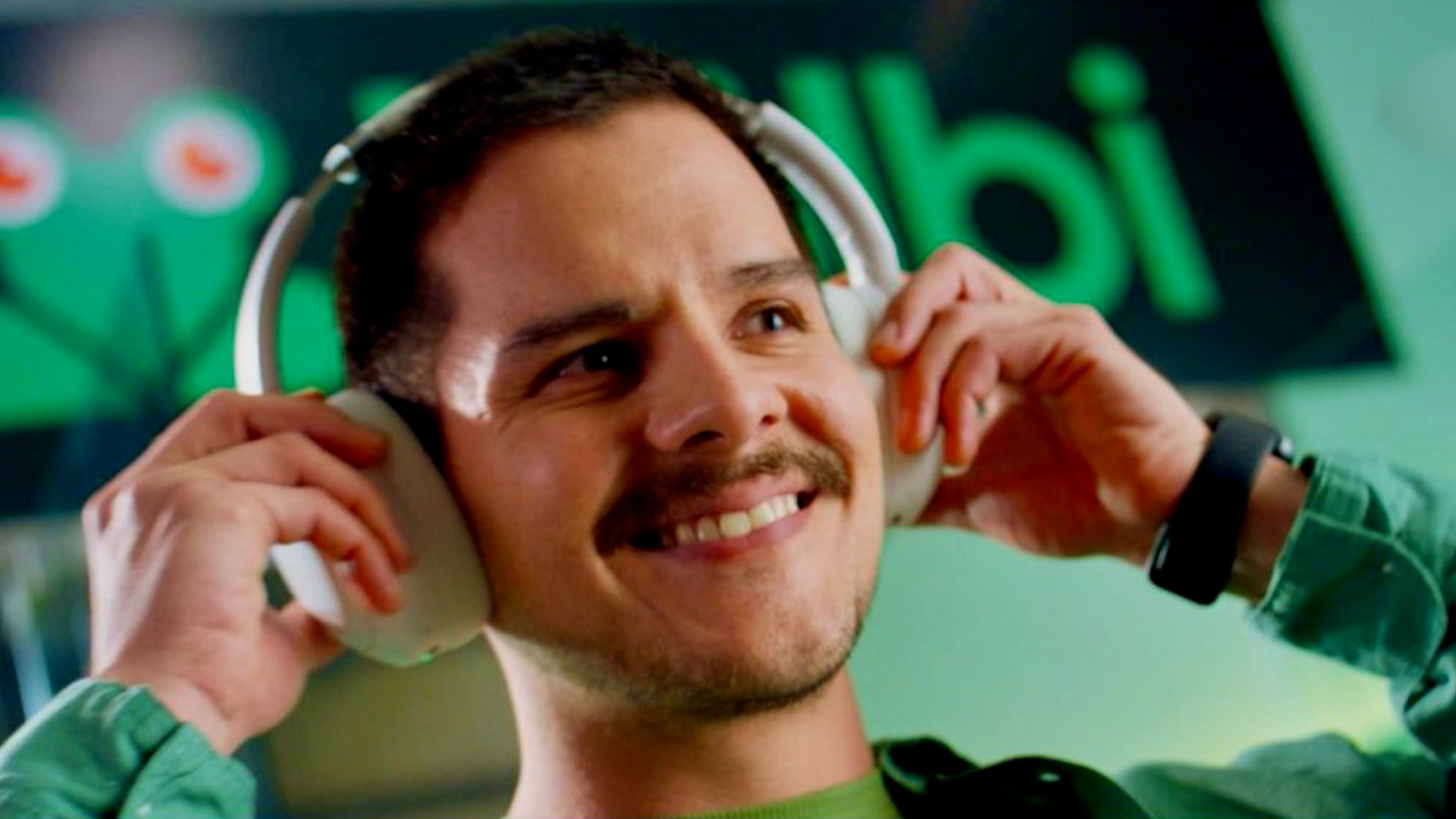 Kölbi presenta su campaña navideña con más beneficios y facilidades para sus clientes