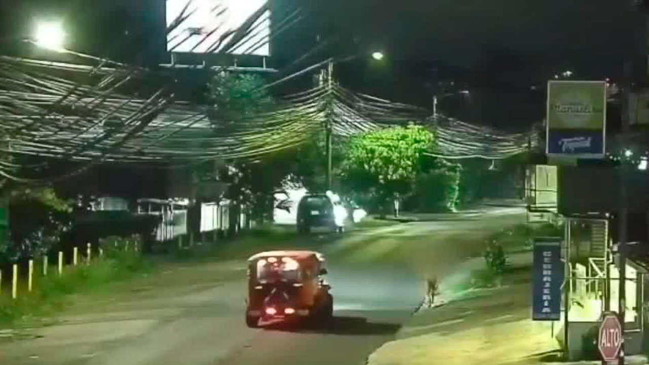 Hombre armado y ebrio colisionó en Escazú