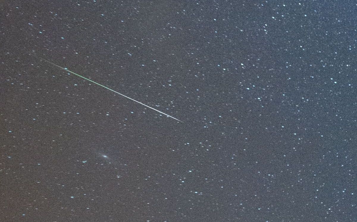 Las noches de abril están iluminadas por las estrellas Leónidas . (EFE)