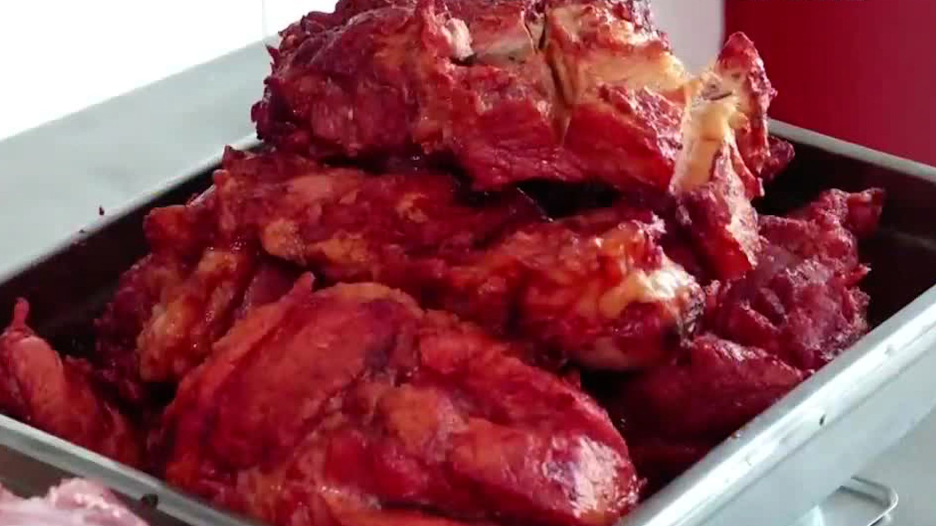 Precio de la carne de cerdo y res encarecen