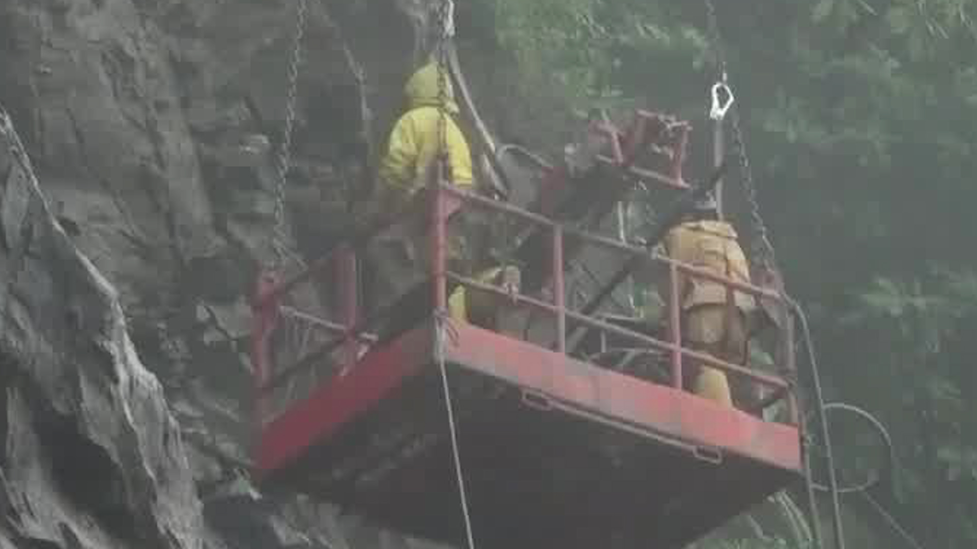 Continúa limpieza en la Ruta 32