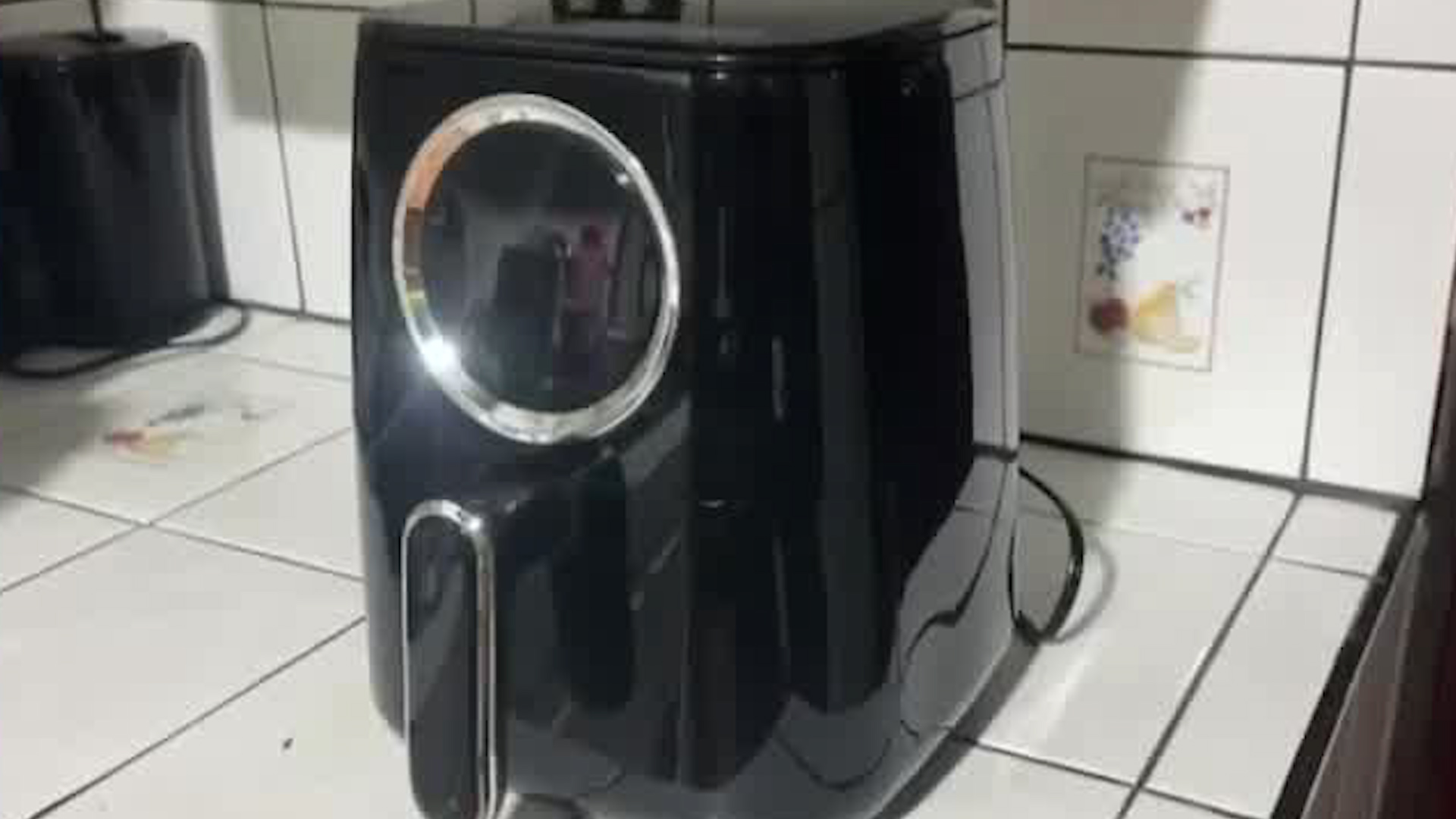 Alertan por incendios con freidoras de aire