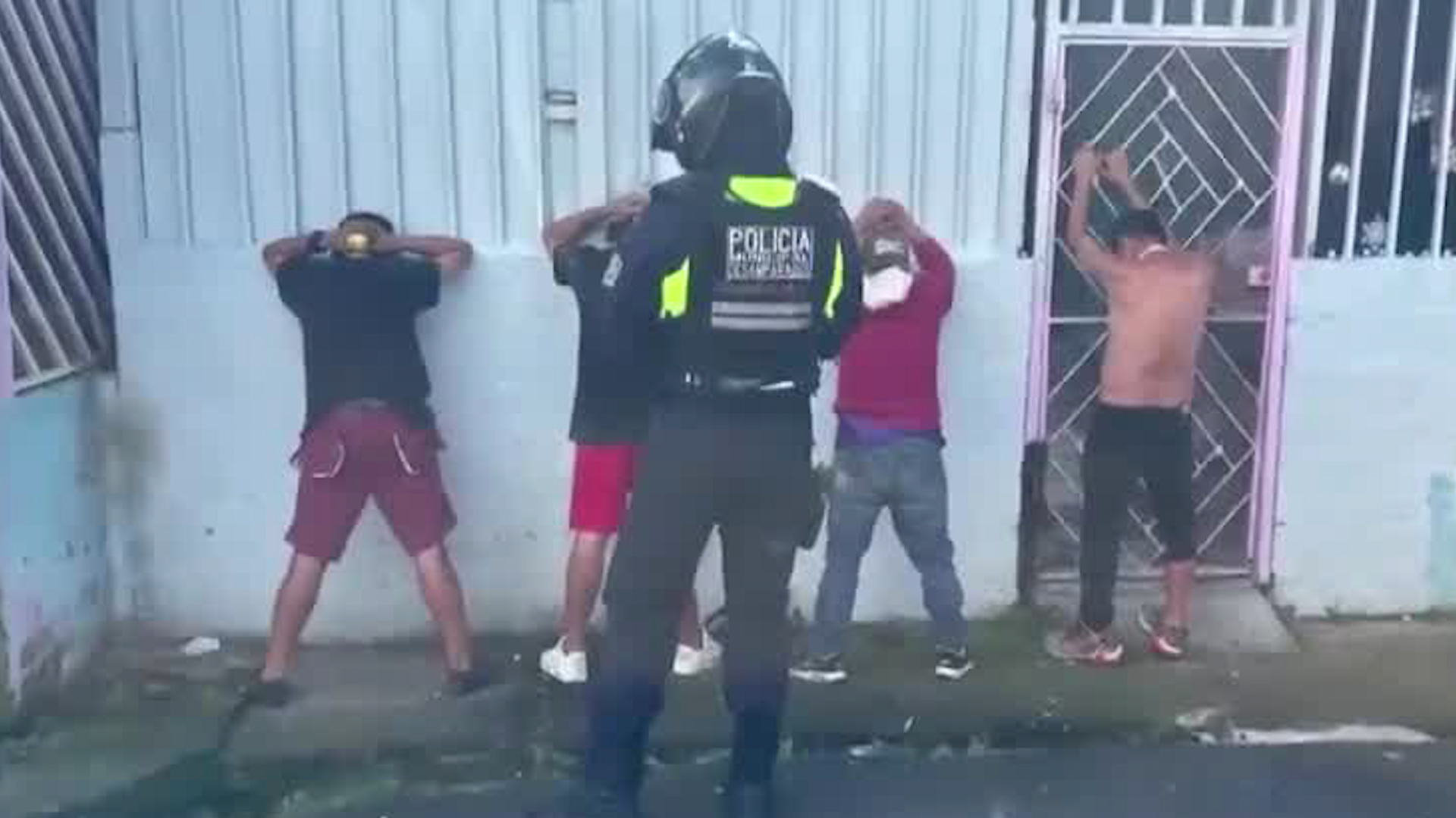 Bandas usan búnkeres como centros de mando