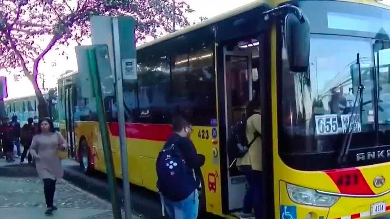 País pierde operadores de bus