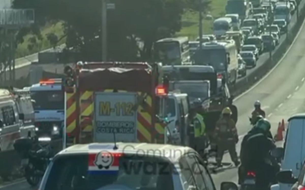 El accidente ocurrió sentido San José - Alajuela.,