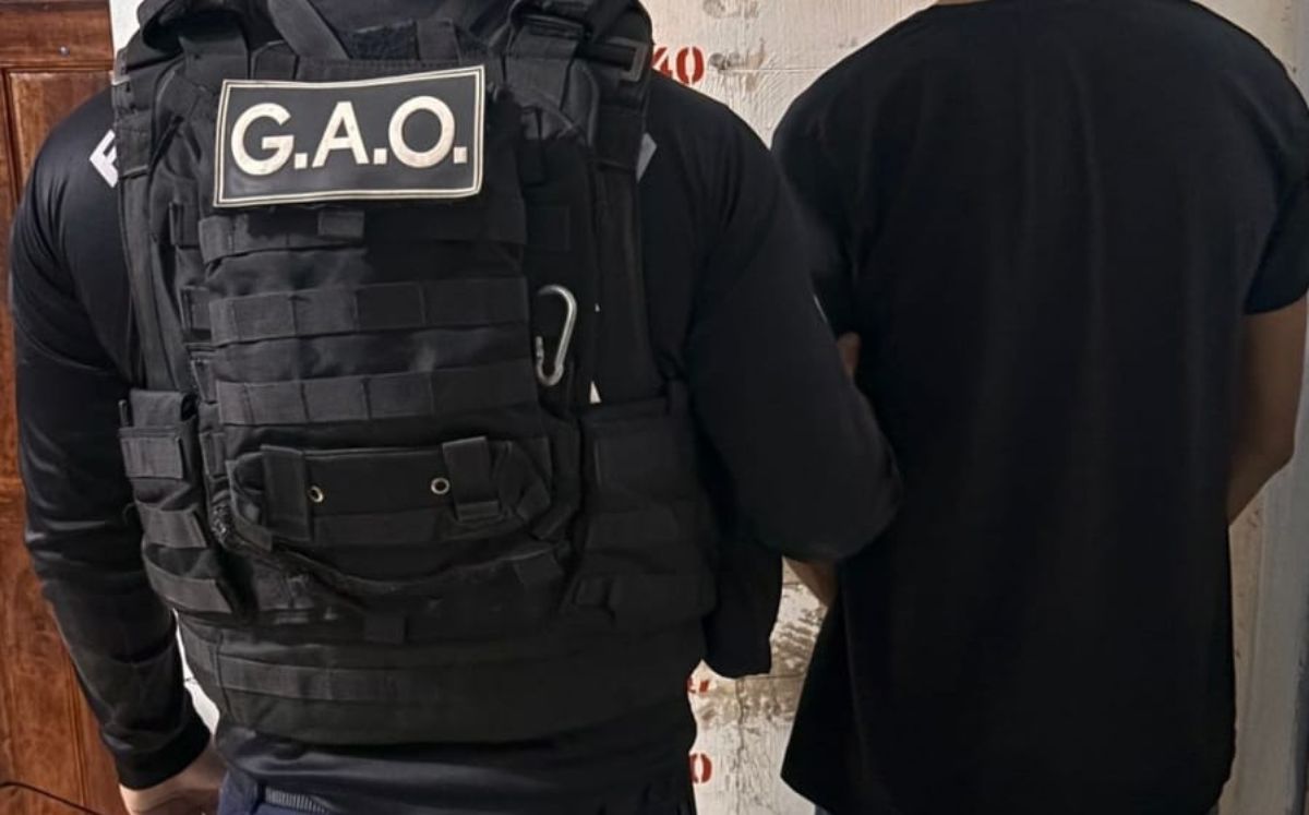 Sujeto detenido en Limón. (Ministerio de Seguridad)