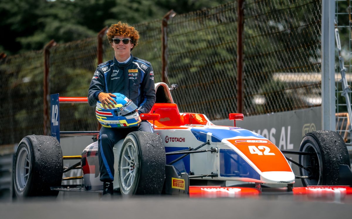 El piloto se prepara para disputar al mando de un Ferrari 458 Challenge EVO (Evan Michelini).